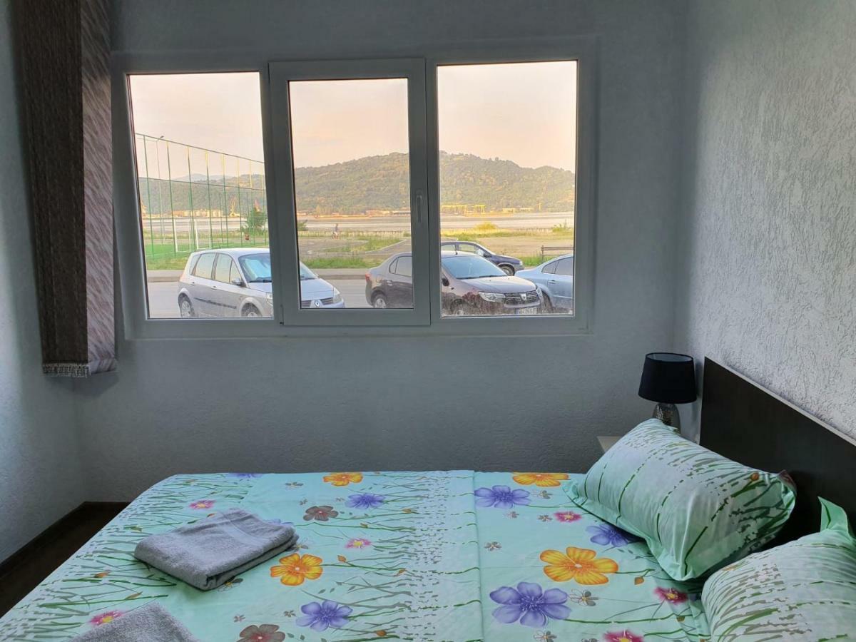 Apartment Ada Kaleh Orsova Ngoại thất bức ảnh