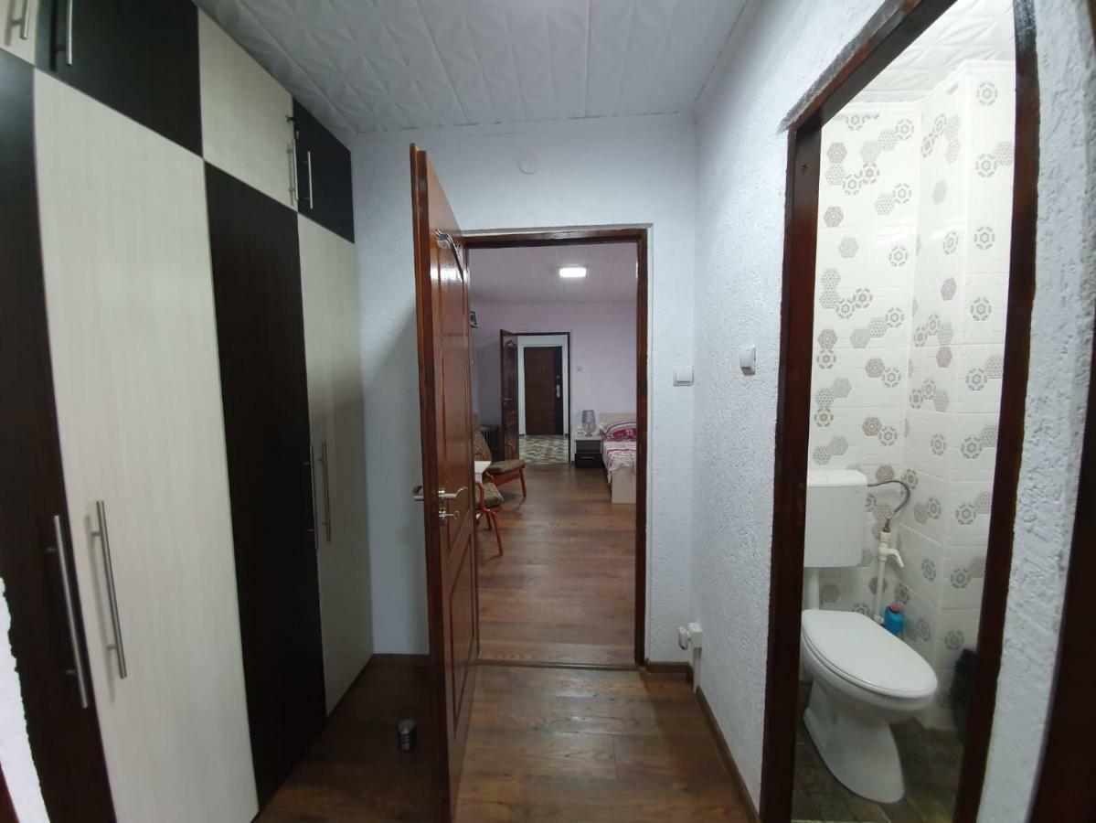 Apartment Ada Kaleh Orsova Ngoại thất bức ảnh