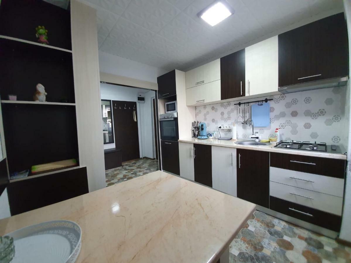 Apartment Ada Kaleh Orsova Ngoại thất bức ảnh