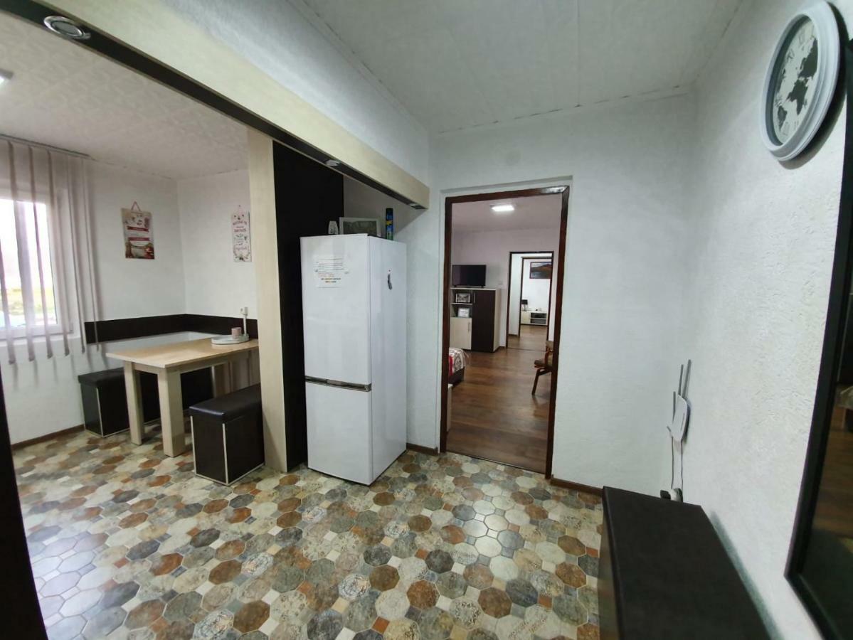 Apartment Ada Kaleh Orsova Ngoại thất bức ảnh