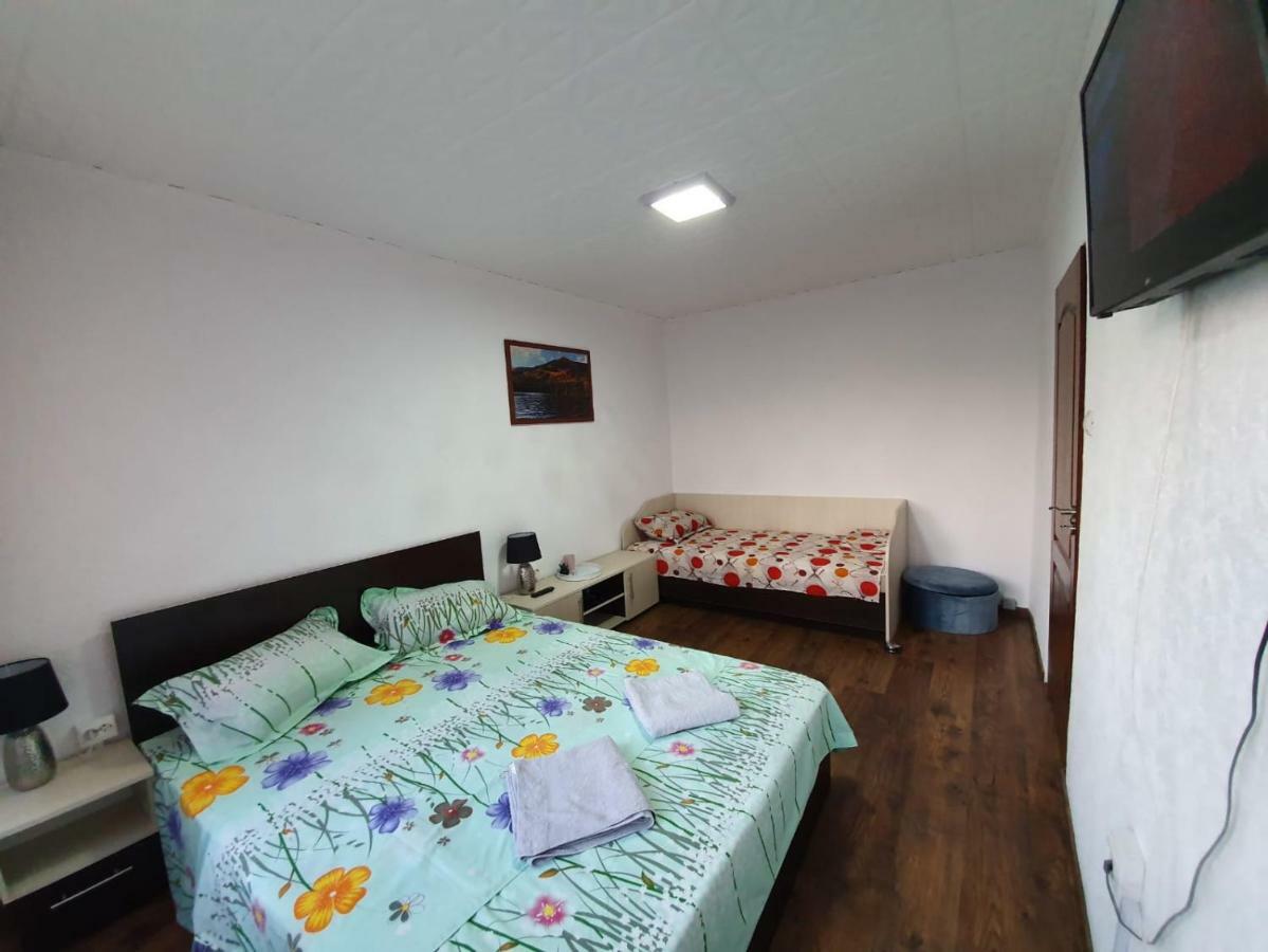 Apartment Ada Kaleh Orsova Ngoại thất bức ảnh